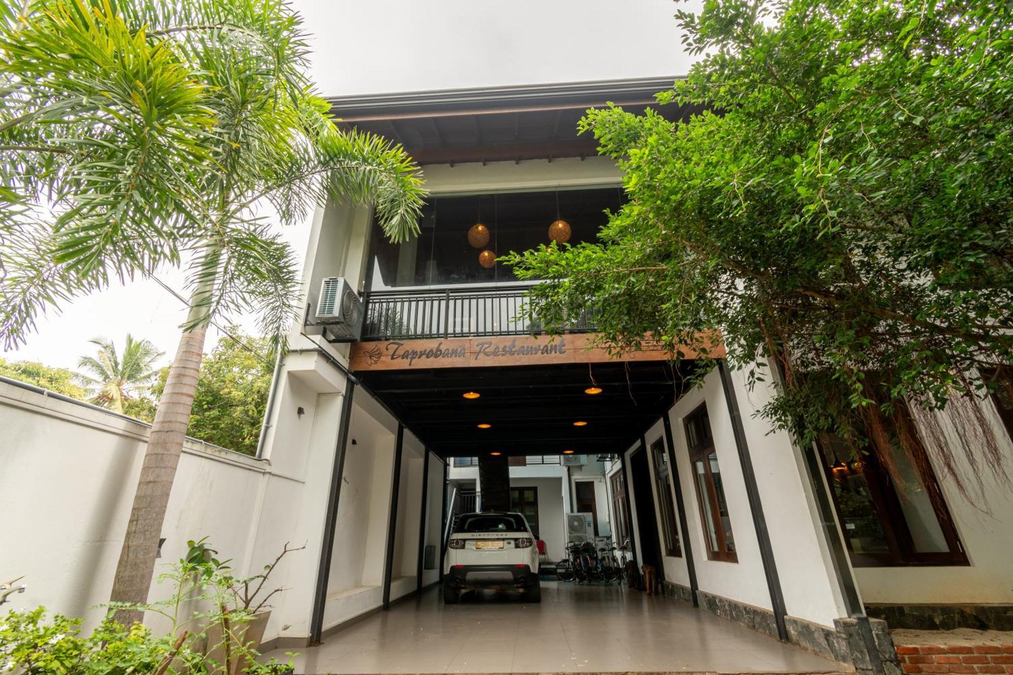Hotel Bella Vista อนุราธปุระ ภายนอก รูปภาพ