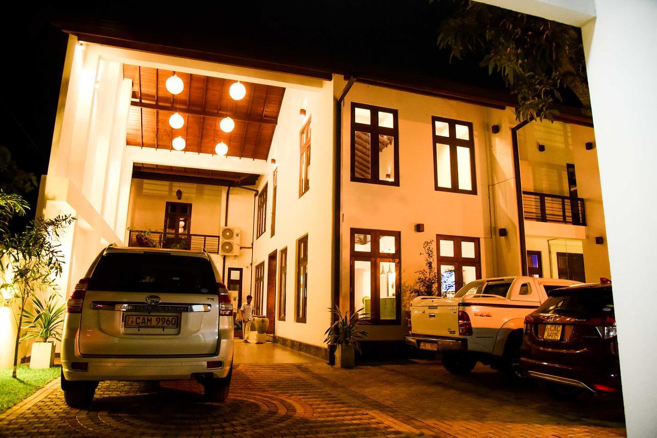 Hotel Bella Vista อนุราธปุระ ภายนอก รูปภาพ