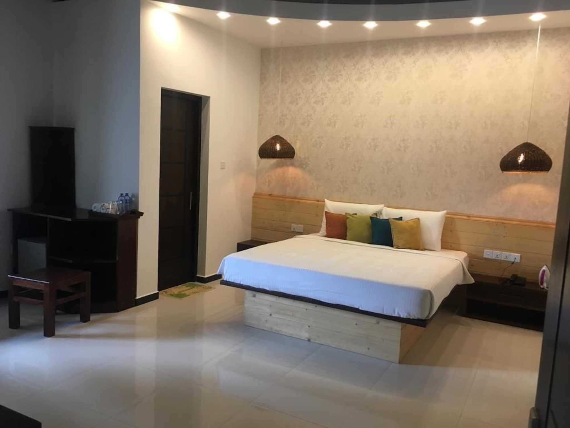 Hotel Bella Vista อนุราธปุระ ภายนอก รูปภาพ